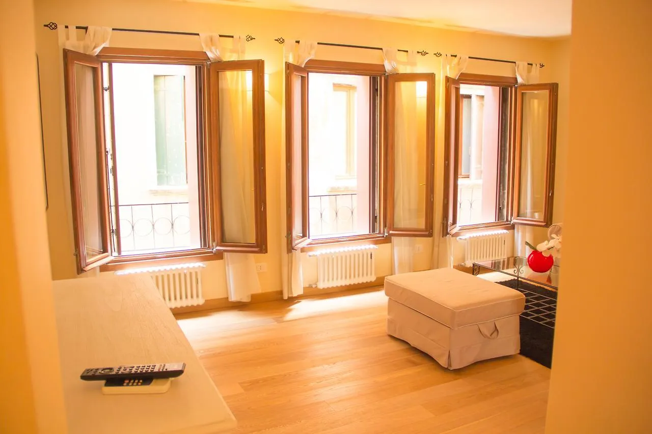 Ca' Frezzeria Apartment Venice